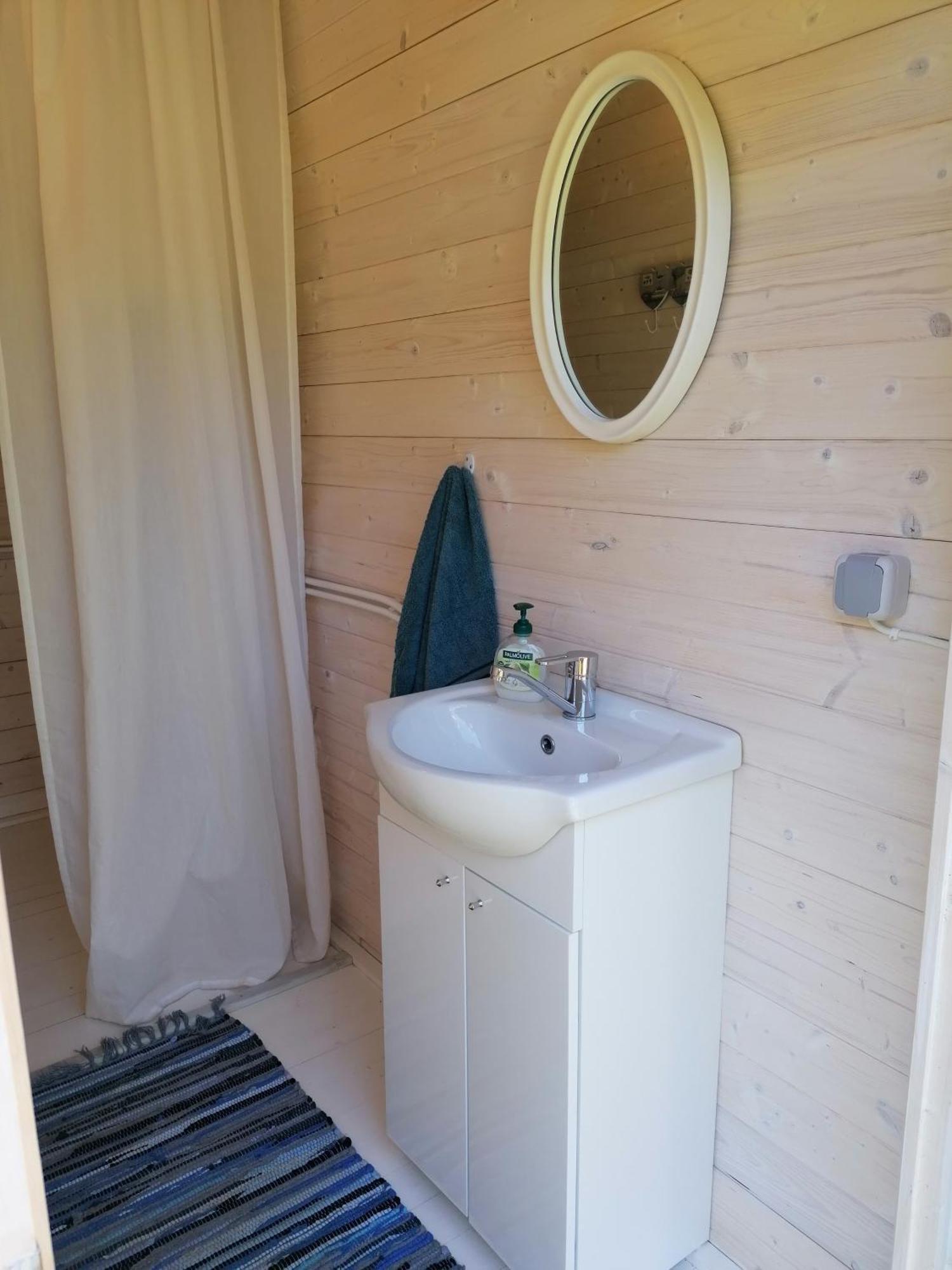 Jaagu Majad Hotel Suuremoisa  Szoba fotó
